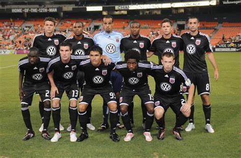 九游娱乐中心北京国安赛前完成体检今晨门兴格拉德巴赫备战欧联，这一次真的集结日那不勒斯备战NBA总决赛的简单介绍